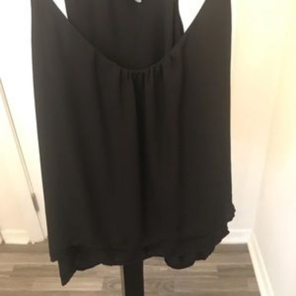 H&M Tank - Picture 14 of 16